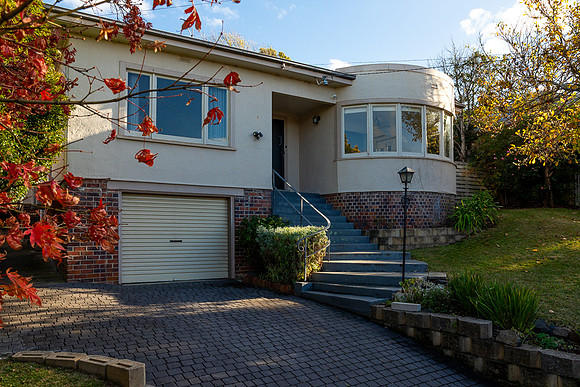 62 Hill St LR-6