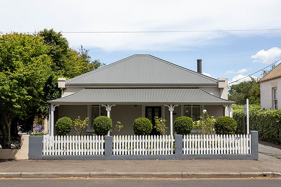 Arendon Cottage LR-23